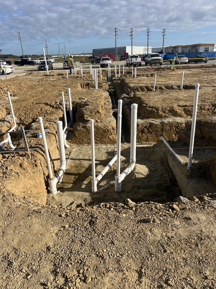 Commercial plumbing pipes during construction